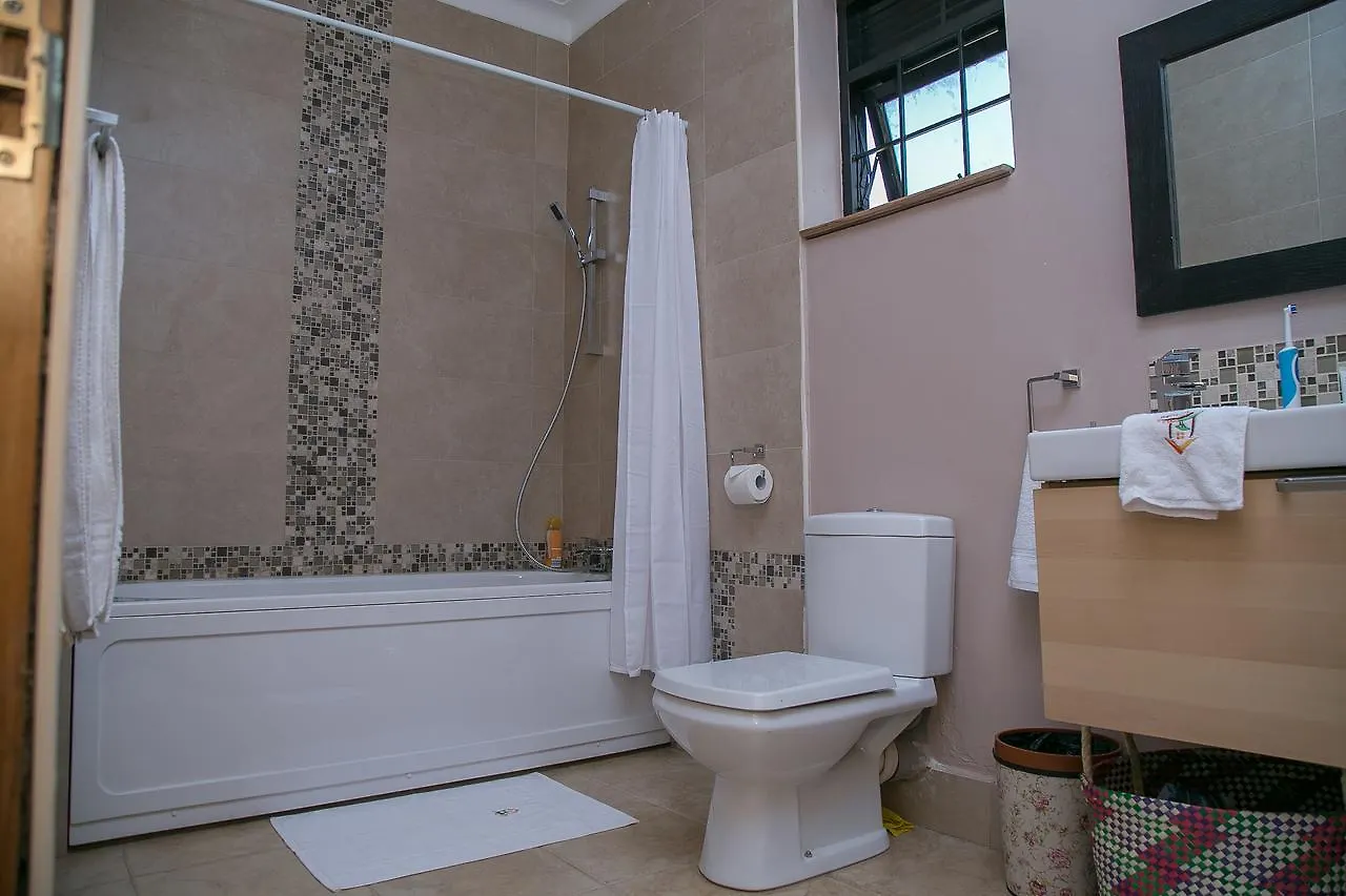 Villa Karibu Serviced Apartments-Kampala Apartamento Kampala